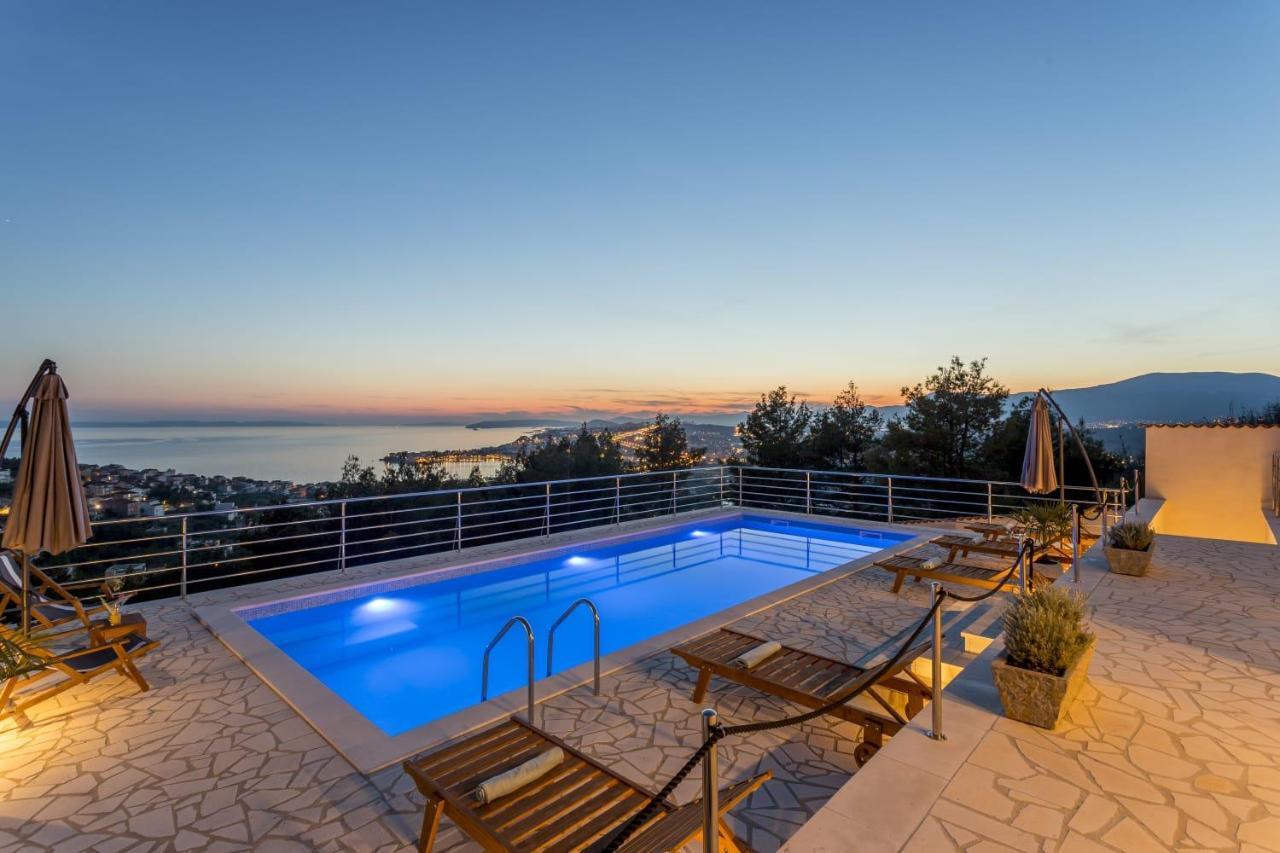 Villa Ancora Podstrana Bagian luar foto