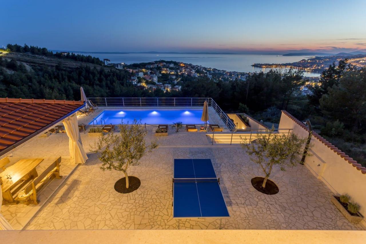 Villa Ancora Podstrana Bagian luar foto