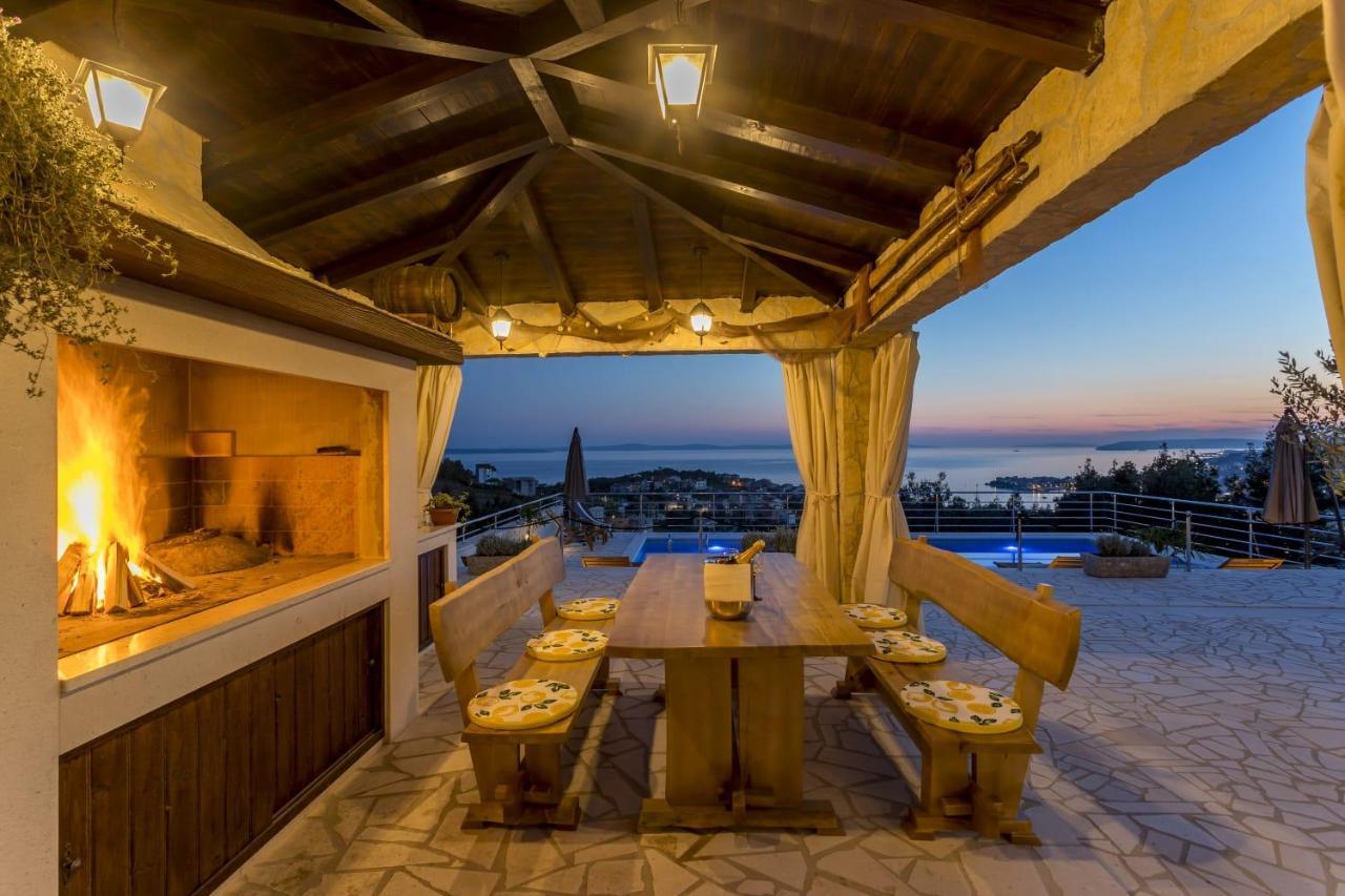 Villa Ancora Podstrana Bagian luar foto